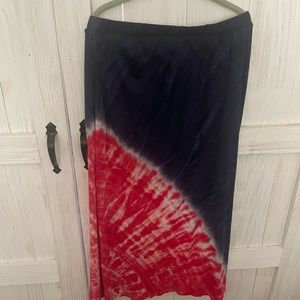 Maxi skirt Lane Bryant size 14/16. The dye navy and red. Poly/rayon material.